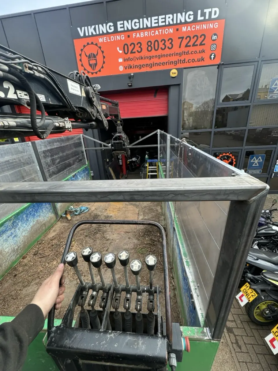 Plant, HGV Repair & On-Site Works - photo 6